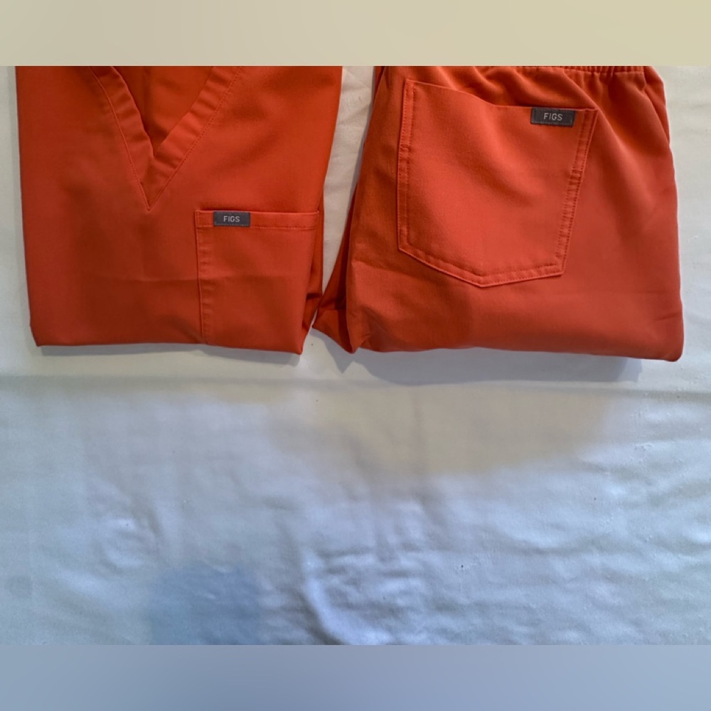 Figs Zamora Joggers & Catarina Scrub Top set in Color is Orange